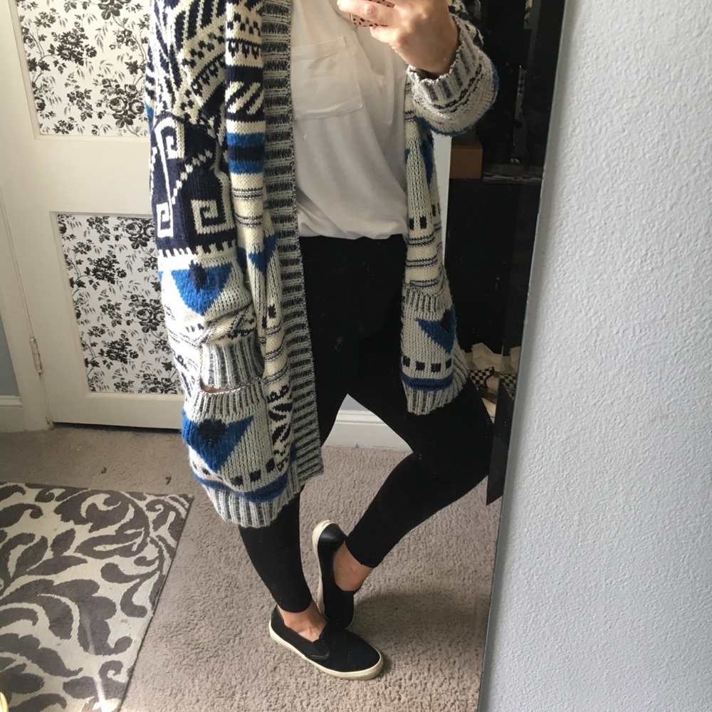 Over sized grandpa sweater/ cardigan